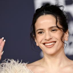 En Portugal describen con estas palabras el concierto de Rosalía en Lisboa: dice mucho de cómo la ven fuera de España
