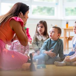 Trabajó como animadora infantil durante seis años y hay que oír su testimonio: "Los niños hacían que el trabajo fuera mágico, pero los adultos podían ser una pesadilla"