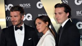 Brooklyn Beckham vuelve a cargar contra sus padres con una dura acusación y aprovecha las pullas para un anuncio