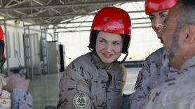 Las imponentes imágenes de la princesa Leonor haciendo su primer salto en paracaídas