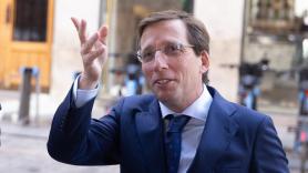 Almeida adelanta a Vox por la derecha con más 'prioridad madrileña' para acceder a la vivienda