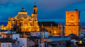 Preguntan cuál es la ciudad de España más bonita de noche y Andalucía sobresale en el pódium