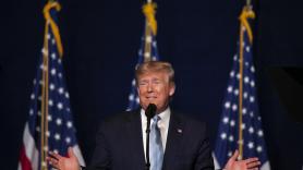 Los historiadores del arte coinciden tras la imagen de Trump como Jesús: "Es IA de la peor calidad, lo más interesante sería saber qué instrucciones le dio a ChatGPT para crearla"