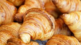 El último fenómeno viral con los croissants repugna a medio internet