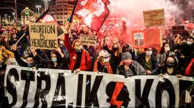 Quinto día de protestas en Polonia contra la prohibición casi total del aborto