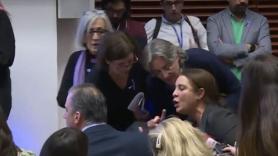 Una víctima de violencia machista se enfrenta a Ortega Smith: "Respete a las muertas"