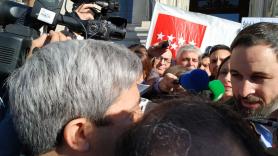 Abascal va a una manifestación y se le vuelve en contra: "Agricultores de sofá, enseña las manos"