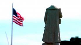 Manifestantes destruyen varias estatuas de Cristobal Colón en Estados Unidos