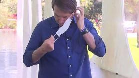 Bolsonaro anuncia que tiene coronavirus y lo primero que hace es quitarse la mascarilla