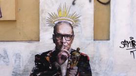 Roma amanece con un mural en homenaje al compositor Ennio Morricone