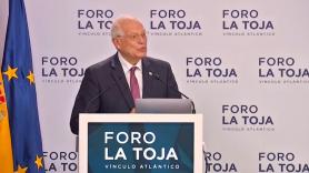 Borrell, ante la falta de mujeres en el Foro La Toja: "Debe haber un error estadístico""