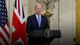 Biden anuncia varias medidas para proteger los derechos de personas LGTBI