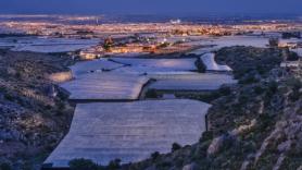 Los usuarios de Reddit alucinan con este rincón de España visto desde satélite: "¿Qué es este sitio y por qué se ve blanco?"