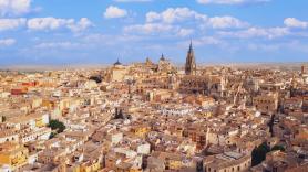 Nació en Toledo, es nieta de inmigrantes chinos y triunfa en TikTok desde el antiguo local de Bahamontes: "No me gusta exponer tanto"