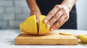 Antonio Carrión, experto hortofrutícola: "Los supermercados van a tener que superar ciertas barreras de precio si quieren tener limón español en abril y mayo"