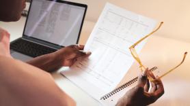 Ya es oficial: la Seguridad Social fija los topes de cotización para 2026 y sube la penalización a los contratos temporales de menos de 30 días a los 33,62 euros