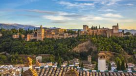 Una guía de Granada estalla por lo que pasa en el Albaicín: "Yo me dedico al turismo pero hay que hacerlo de una forma responsable, se está perdiendo la esencia"