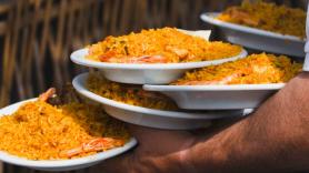 Una turca pregunta por comidas españolas, le responden que la paella y ella se pone a cocinarla: el resultado está dando que hablar