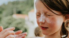 Retiran del mercado un protector solar infantil