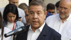 García-Page manda un mensaje de apoyo a Ceuta y la foto que tiene al lado llama mucho la atención