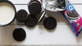 162 galletas Oreo en cinco minutos: un británico de 22 años bate el récord mundial que resistía desde 2020