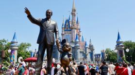 Los cinco trucos inspirados en Disney para evitar que los mosquitos piquen a sus visitantes, y cómo puedes recrearlos en casa