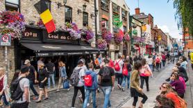 Jesús, joven español de 25 años como docente de infantil en Irlanda: "Los profesores están ganando en torno a 50.000 o 55.000 euros al año en Primaria"