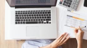 Un fontanero con 13 años de experiencia habla sin tapujos sobre la envidia en España: "Si dices que ganas dinero siendo autónomo, la gente deja de querer que te vaya bien"