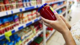 Adiós al peligroso cuchillo: el truco de los grandes chefs para abrir la tapa del frasco que se resiste