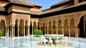 Ni un reloj ni una fuente decorativa: la Alhambra esconde en su Patio de los Leones uno de los misterios de ingeniería medieval más fascinantes de España