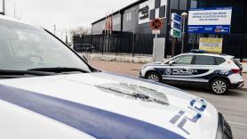 Detenido un hombre tras apuñalar en el cuello a su expareja en un parque de Madrid