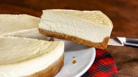 Pide una porción de tarta por 7,50 euros y al enseñar lo que le traen se generan más de 2.000 reacciones