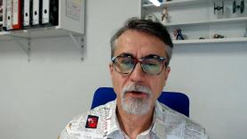 Plantean al inmunólogo Alfredo Corell "cuánto nos tenemos que preocupar" por el virus Nipah y da una respuesta muy clarificadora