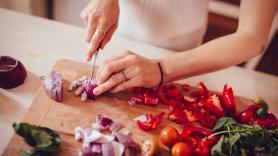 Pauline, asistente veterinaria de 26 años: "Tengo 17.000 euros y mi abuela me dio 15.000, no ahorro"