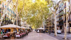 Samuel, hostelero catalán: "Es más fácil comer comida japonesa que comida catalana en Barcelona"