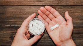 El Gobierno británico ordena el fin del cigarro y apuesta por el producto condenado en España: "Restringirlo es de torpes y aumenta el tabaquismo"