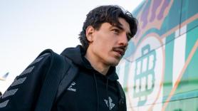 Héctor Bellerín pone la lupa sobre la toxicidad del fútbol: "Hay colectivos que no se sienten cómodos"