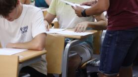 Lo ha patentado un profesor de instituto: el detector que graba a los alumnos en la PAU cuesta 120 euros, pero no convence a los expertos en privacidad