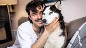 Peldanyos responde a las preguntas de Cenando con Pablo: "Me hace muy feliz tener un miembro de la familia al que puedo ayudar a que su vida sea mejor"