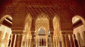 La Alhambra denuncia daños en un pilar arqueológico provocados por un joven que practicaba parkour