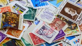 Sophie, sobre el aumento del precio de los sellos en el país pegado a España: "La gente dejará de escribir por completo"