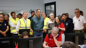 Pedro Sánchez visita el puesto de Mando Avanzado del incendio de Jarilla (Cáceres)