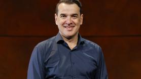 La reflexión de Luis Merlo sobre la cobardía de los homófobos es para enseñar en todos los colegios de España