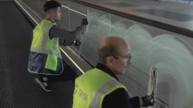 Así limpian los cristales del aeropuerto de Estambul de la forma más eficaz posible