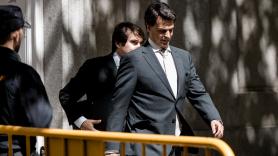 La jueza lleva al novio de Ayuso a juicio oral por fraude fiscal, delito contable y pertenencia a organización criminal