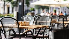 División de opiniones por el cobro que le hace un restaurante: muchos lo ven bien por el origen que tiene