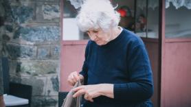 Los científicos coinciden: el balanceo de brazos y piernas al caminar es el indicador más difícil de falsificar para ocultar el estado emocional, más que la voz o la expresión facial