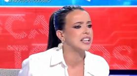 El comentario sin filtros de Sarah Santaolalla en pleno directo: "A veces damos voz a cada friki..."