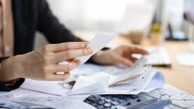 Falsificó facturas y contratos para cobrar 25.642 euros de una subvención europea: la justicia le condena a 5 meses de prisión que no cumplirá y una multa de 204