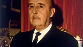 Un Doctor en Historia señala la posible razón por la que el 19% de los jóvenes echa de menos el franquismo: ni conspiración ni ocultamiento